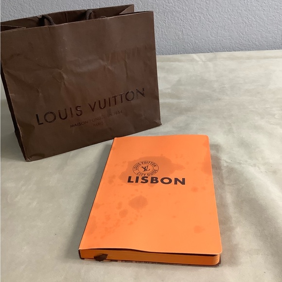 Lisbon Louis Vuitton City Guide “Orange Book” - Picture 10 of 11